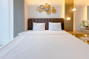 Exquisite & Spacious 2BR Apartment at La Riz Supermall Mansion By Travelio